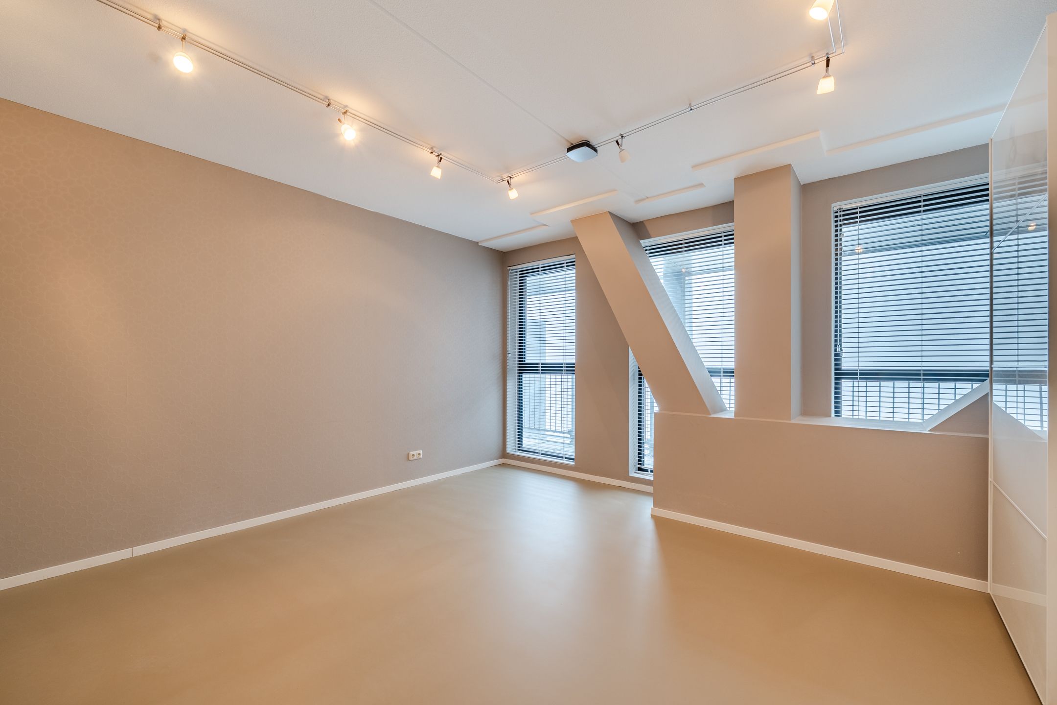 Photo 45 of Regattaweg 454