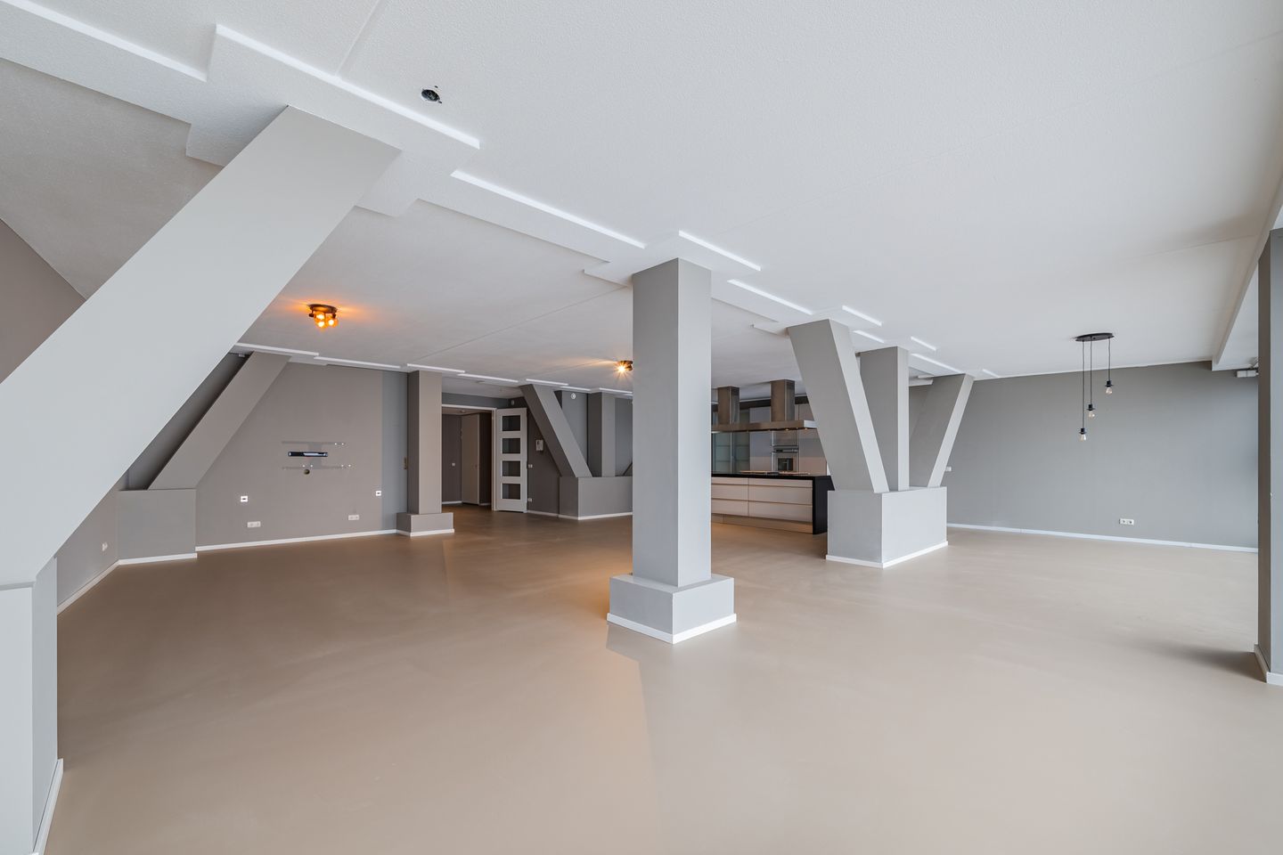 Photo 40 of Regattaweg 454