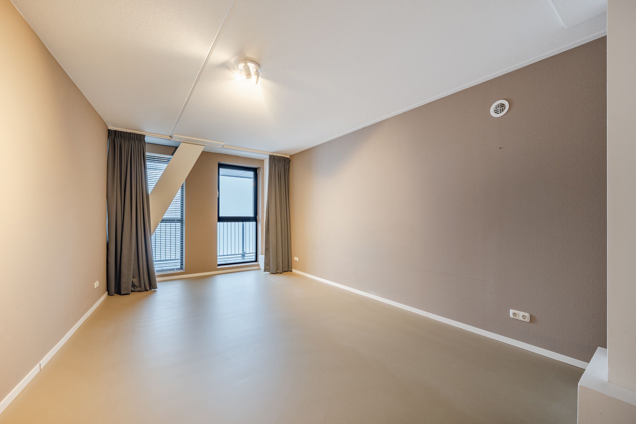 Photo 42 of Regattaweg 454