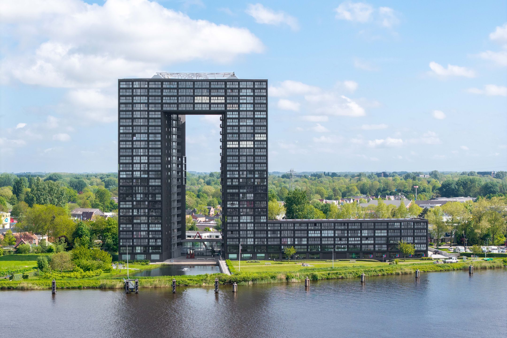 Photo 84 of Regattaweg 454