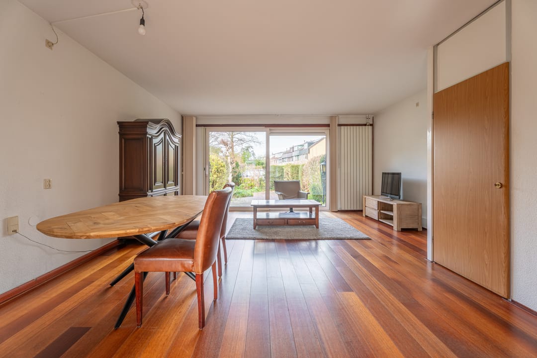 Foto 2 van Weigeliadal 1