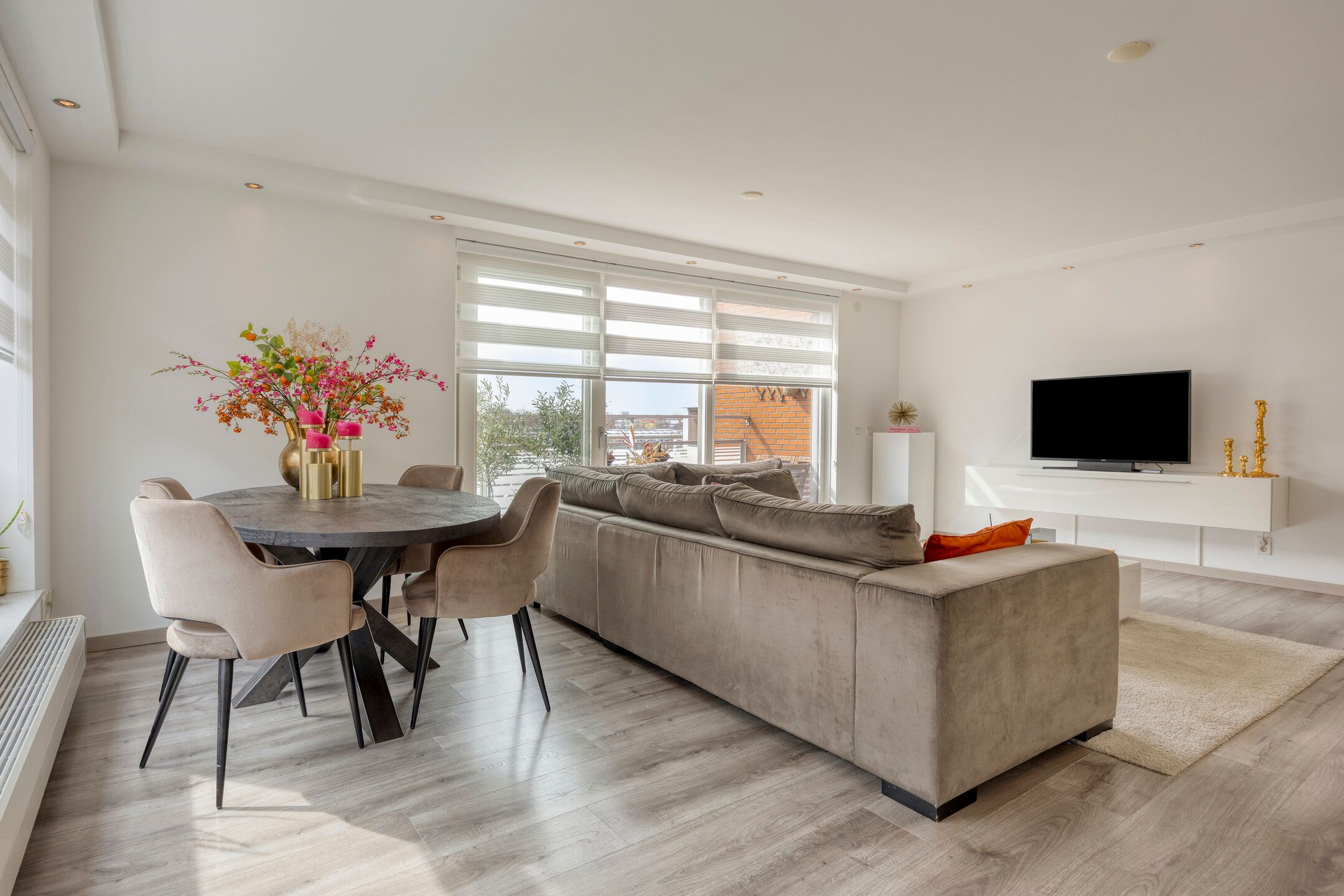 Foto 3 van Burgemeester Honnerlage Gretelaan 363-M