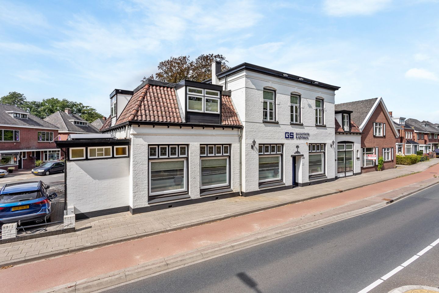 Bekijk foto 2 van Oldenzaalsestraat 631