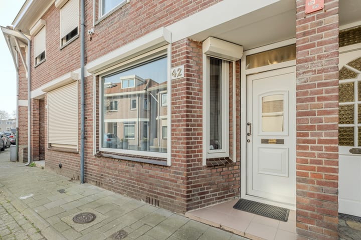 Foto 2 van Hobbemastraat 42