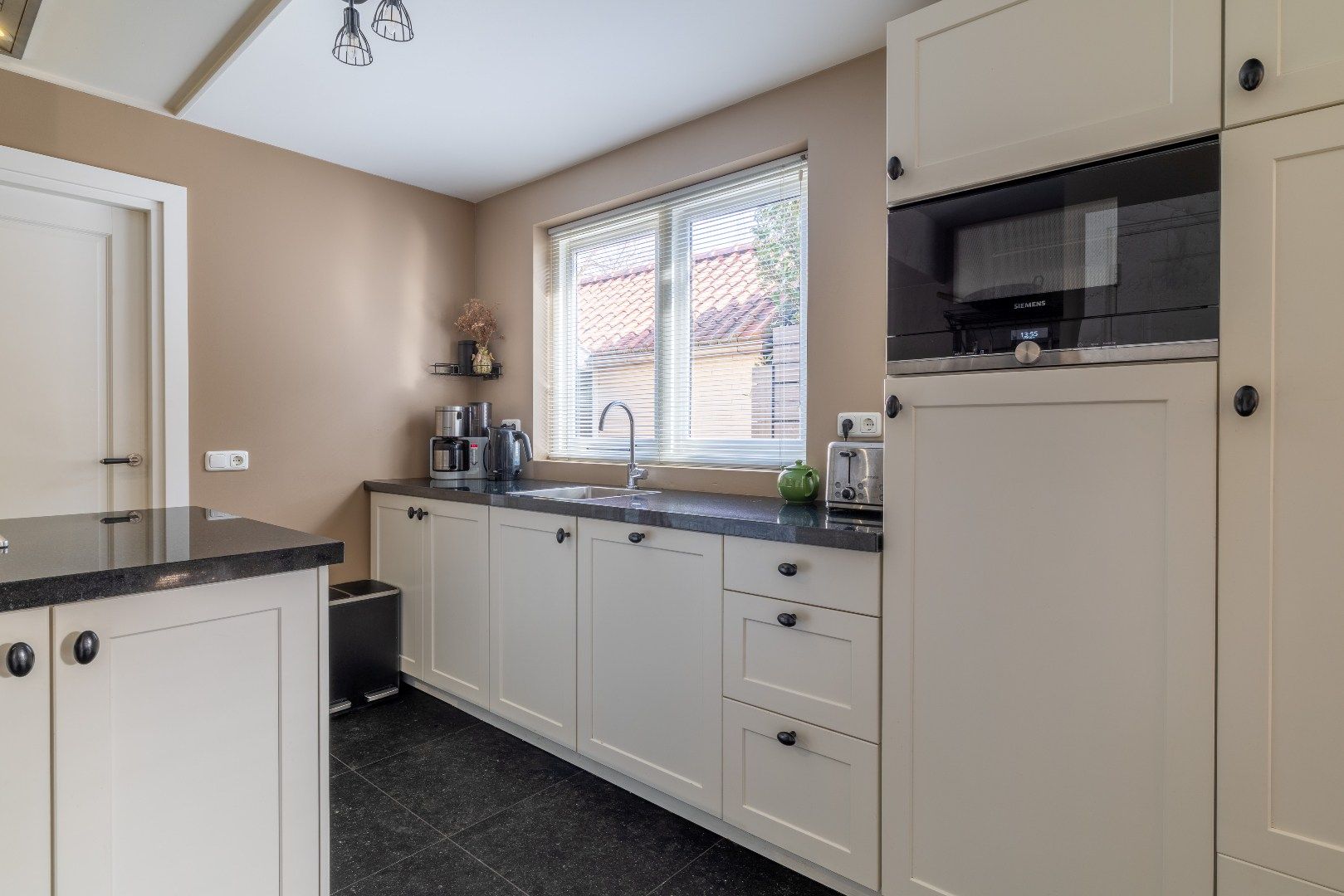 Foto 21 van Platanenplein 10