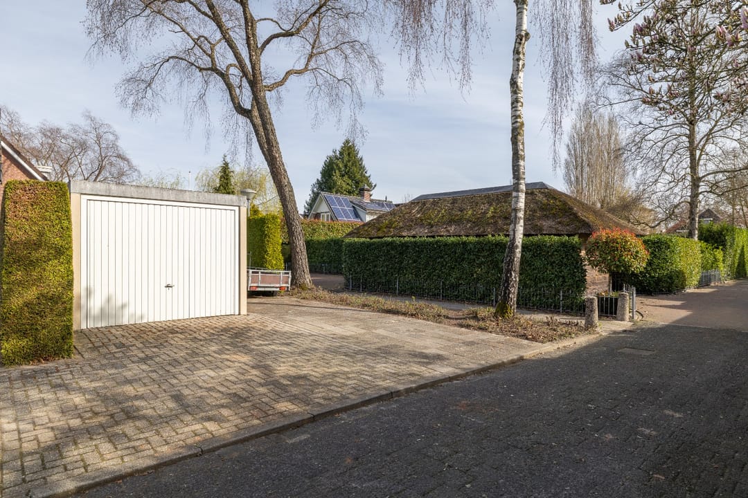 Foto 46 van Platanenplein 10