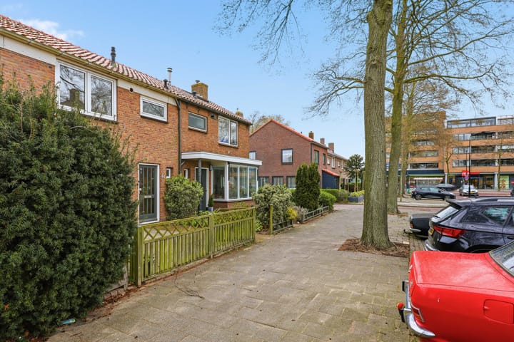 Photo 2 of Kuenenplein 44