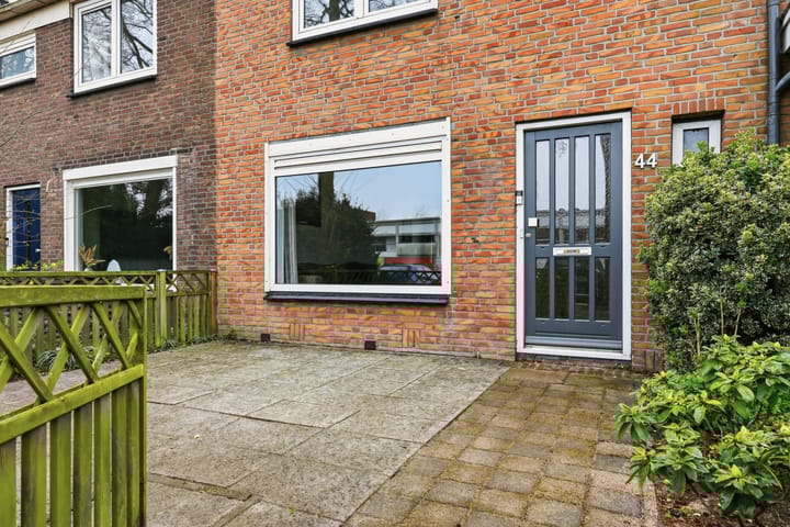 Photo 4 of Kuenenplein 44