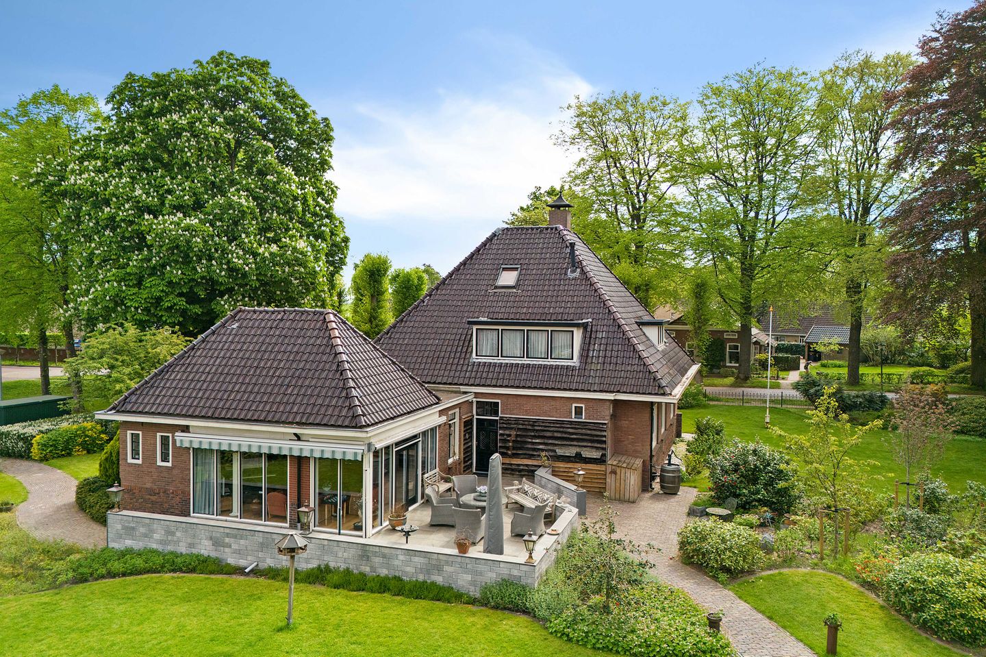 Photo 29 of Brink 25