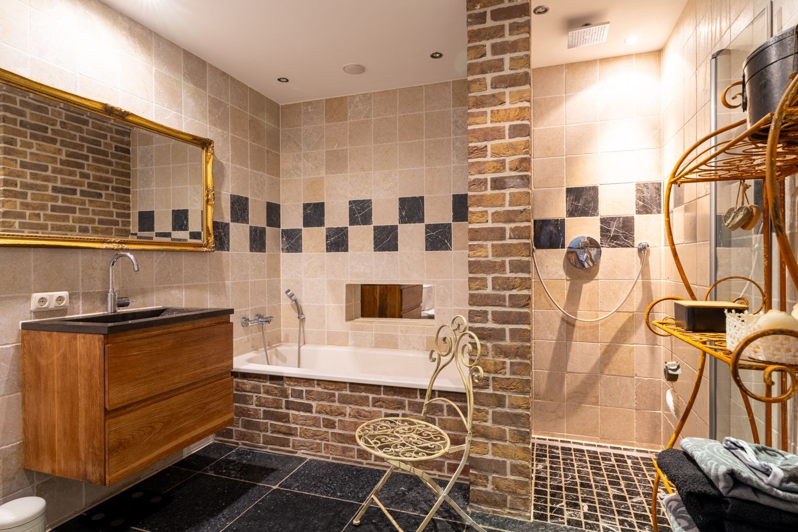 Foto 33 van Julianastraat 36