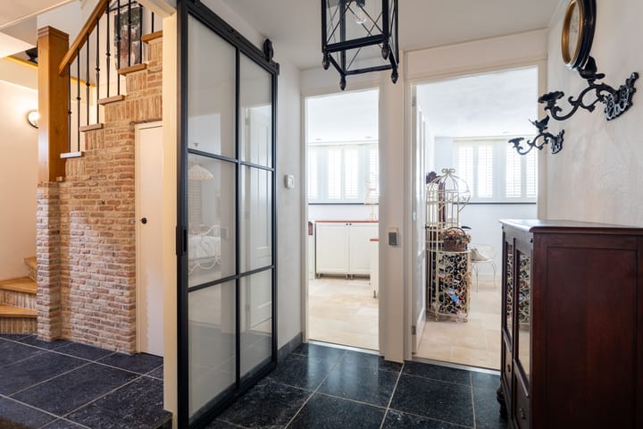 Photo 3 of Julianastraat 36