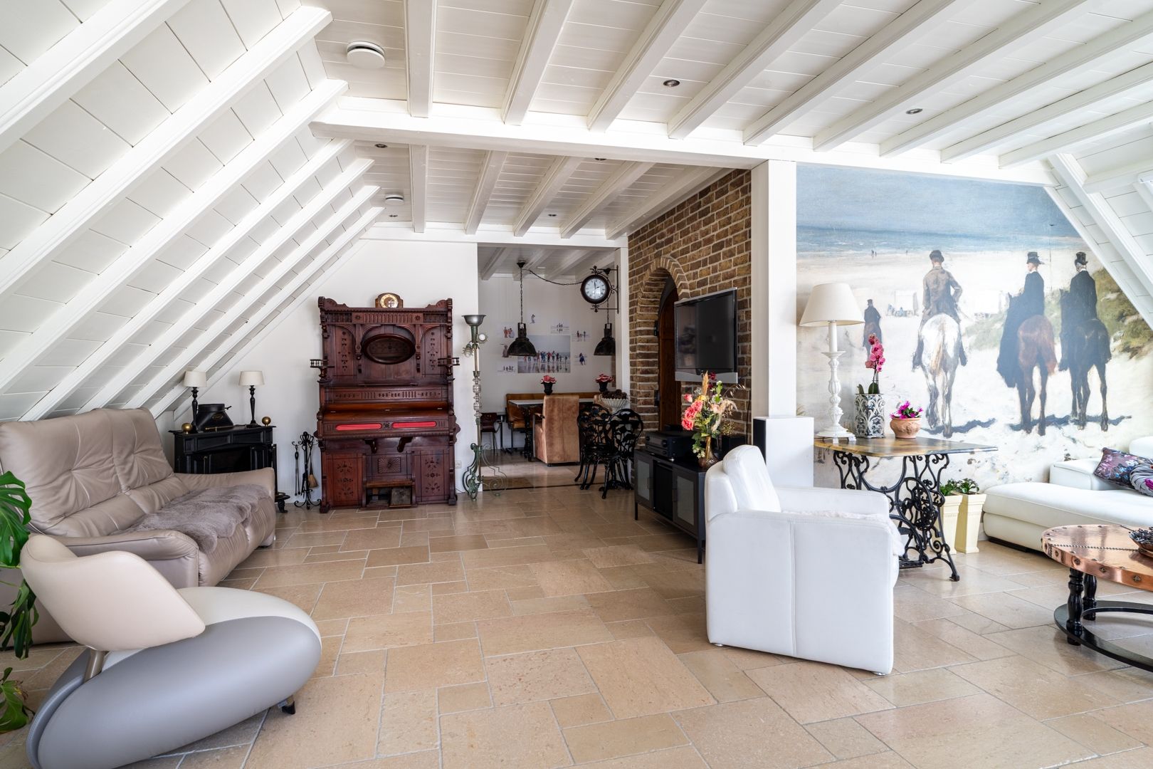 Foto 15 van Julianastraat 36