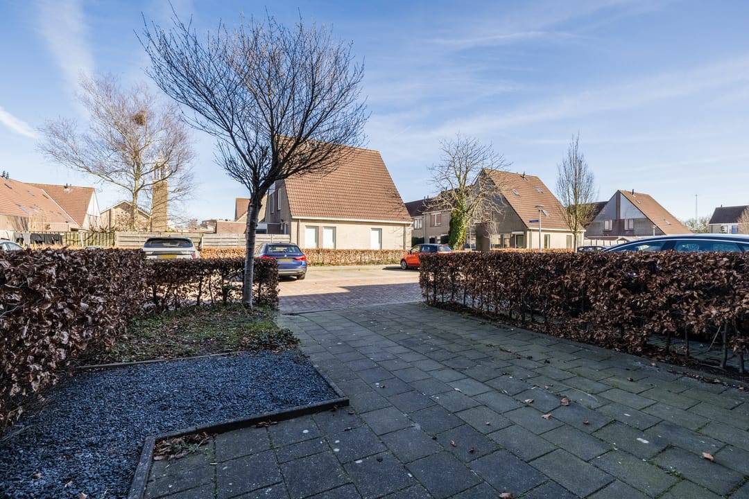 Photo 56 of Van Anhalt Dessaustraat 10