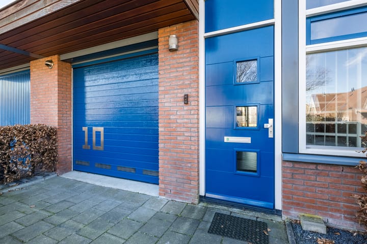 Photo 5 of Van Anhalt Dessaustraat 10