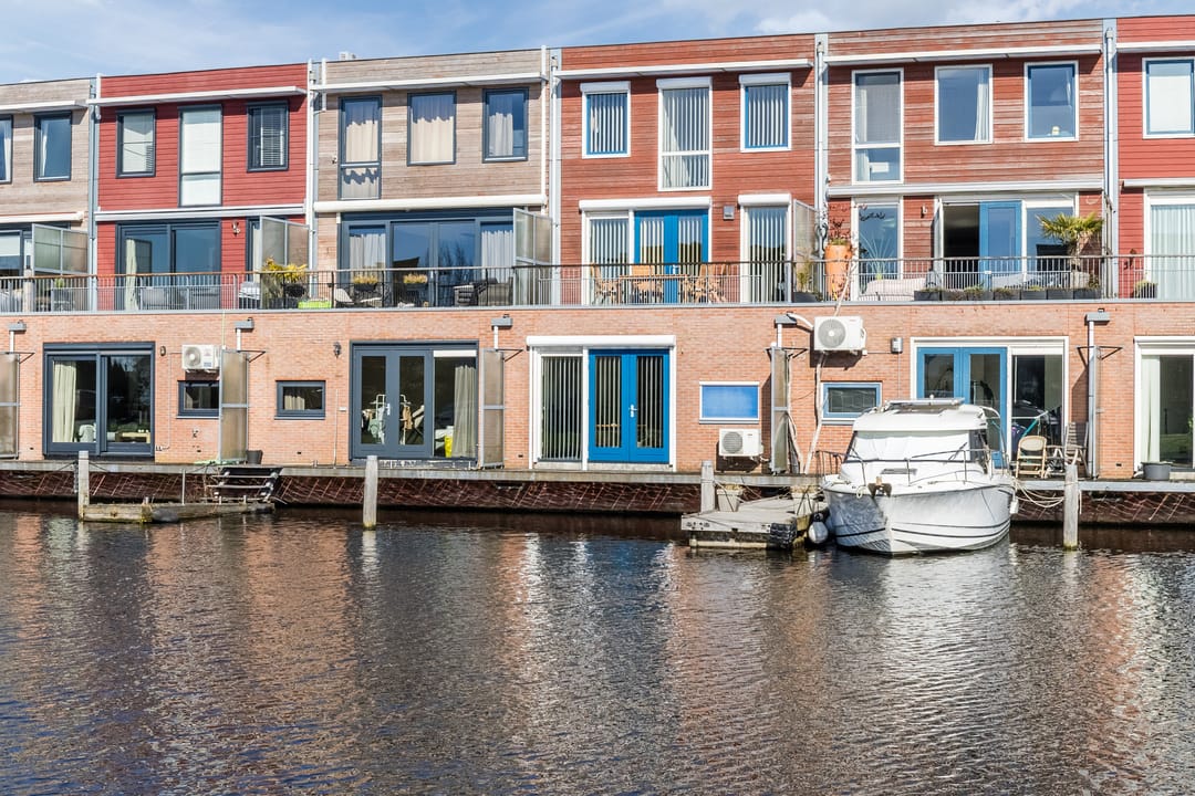 Photo 61 of Van Anhalt Dessaustraat 10