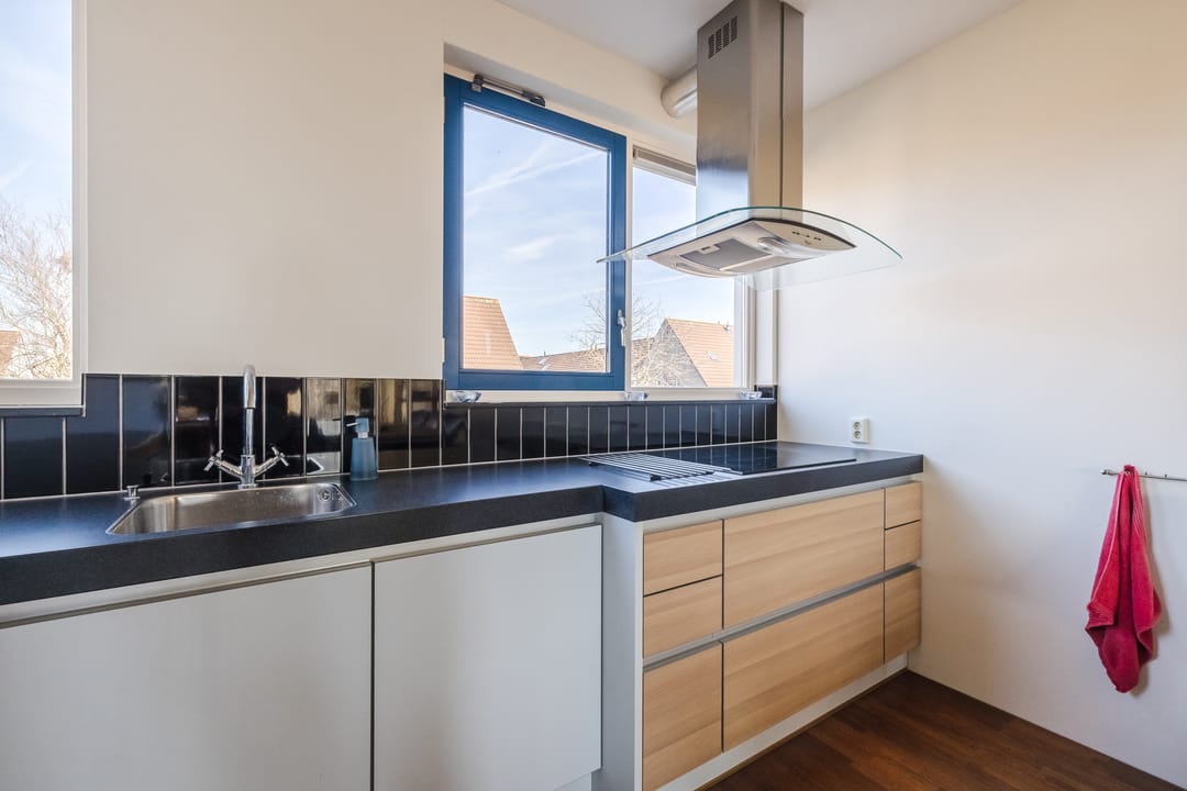 Photo 28 of Van Anhalt Dessaustraat 10