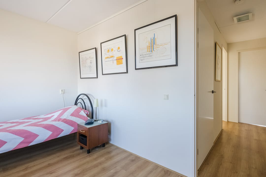 Photo 43 of Van Anhalt Dessaustraat 10