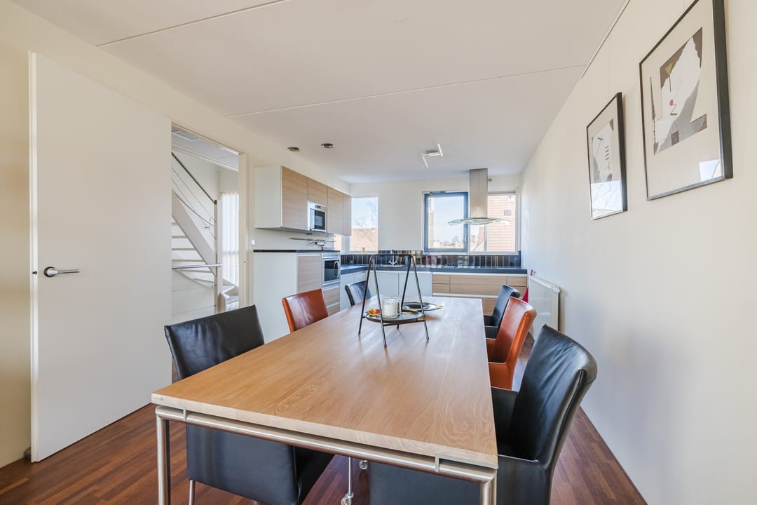 Photo 22 of Van Anhalt Dessaustraat 10