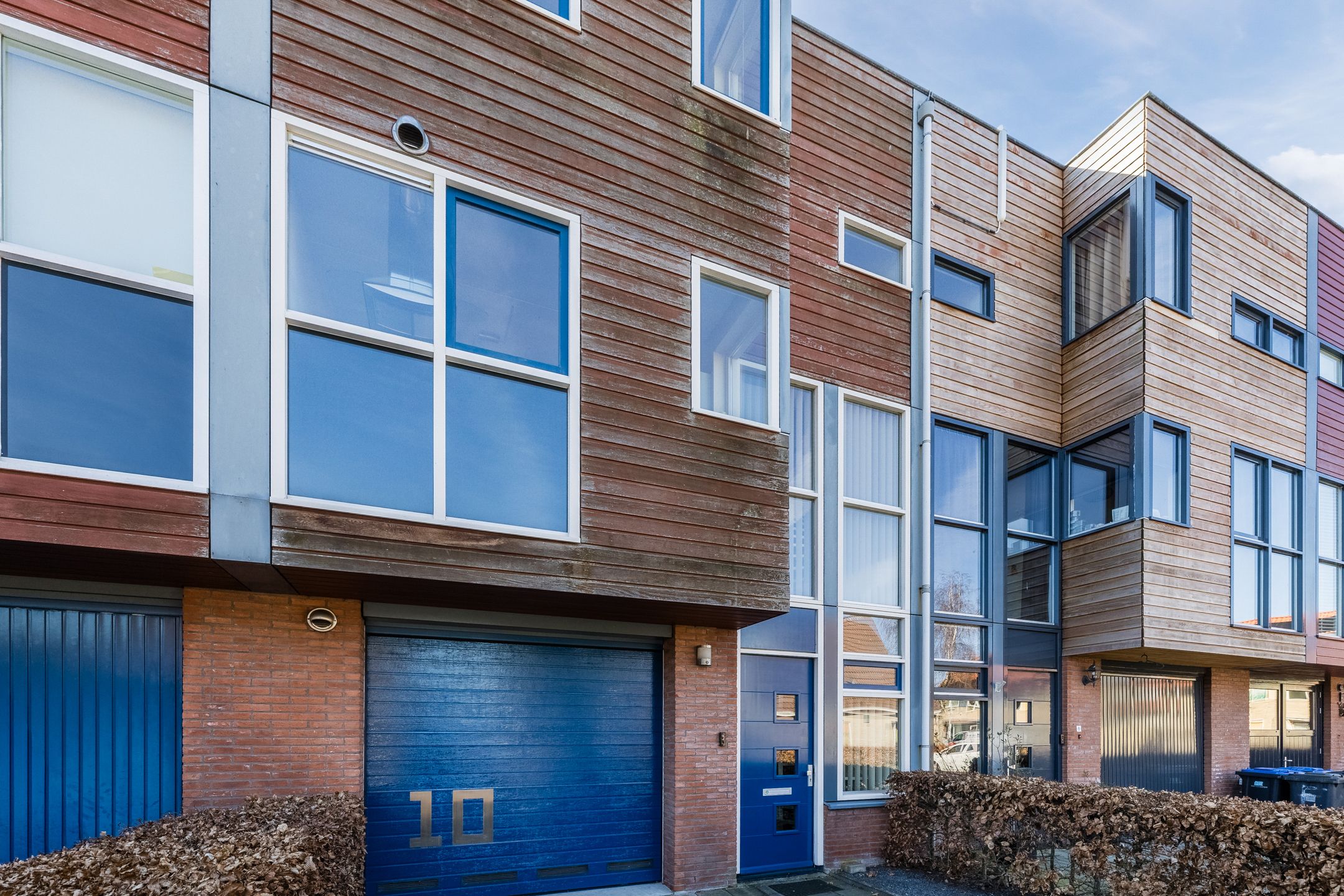 Photo 3 of Van Anhalt Dessaustraat 10