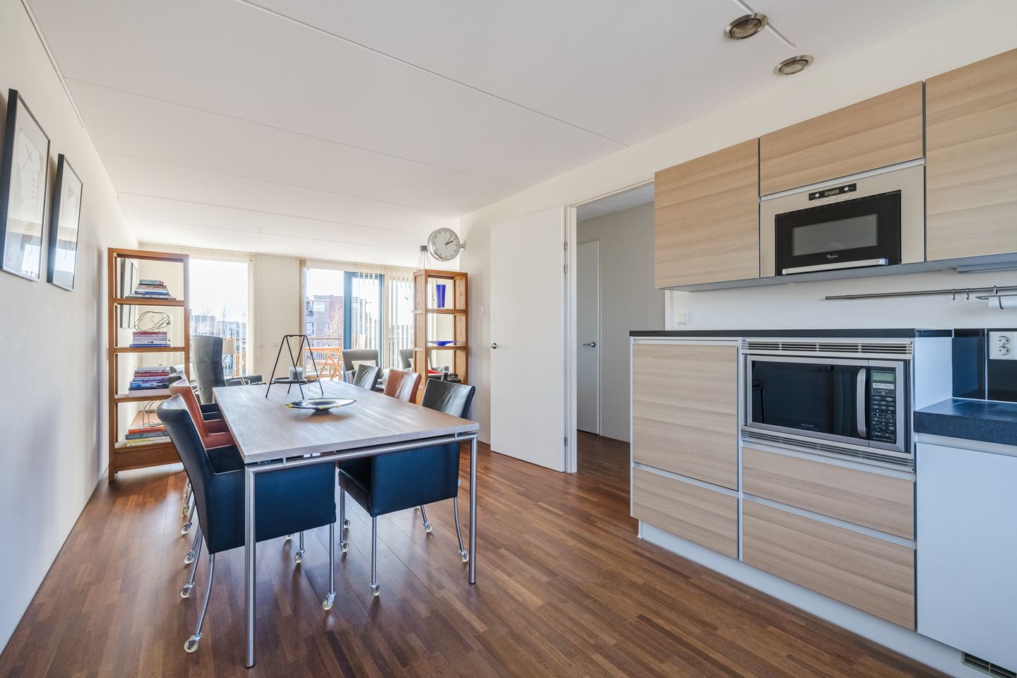 Photo 25 of Van Anhalt Dessaustraat 10