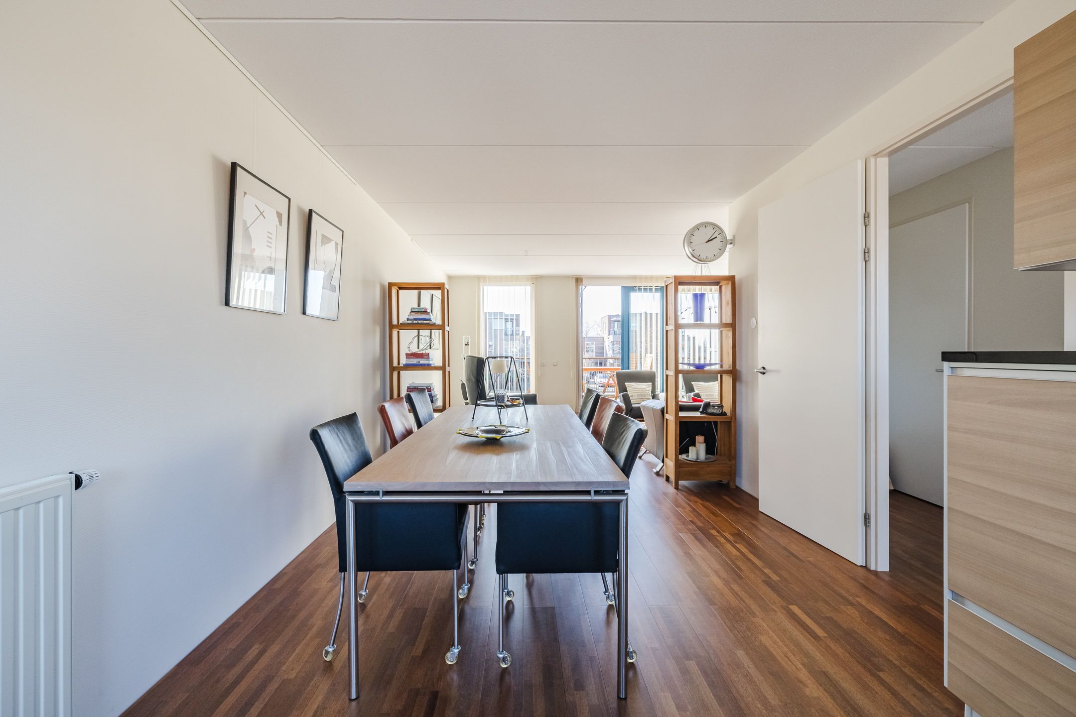 Photo 24 of Van Anhalt Dessaustraat 10