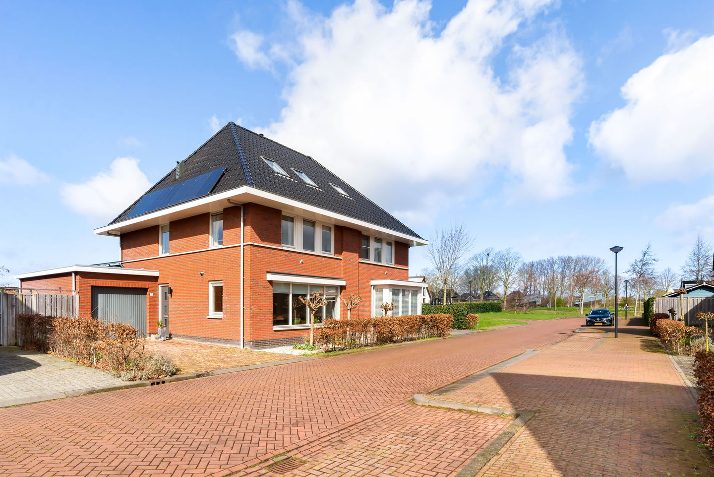 Photo 5 of Klaas Pluisterhof 11