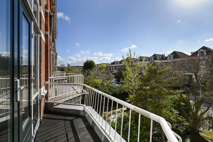 Photo 4 of Koninginnelaan 51-A