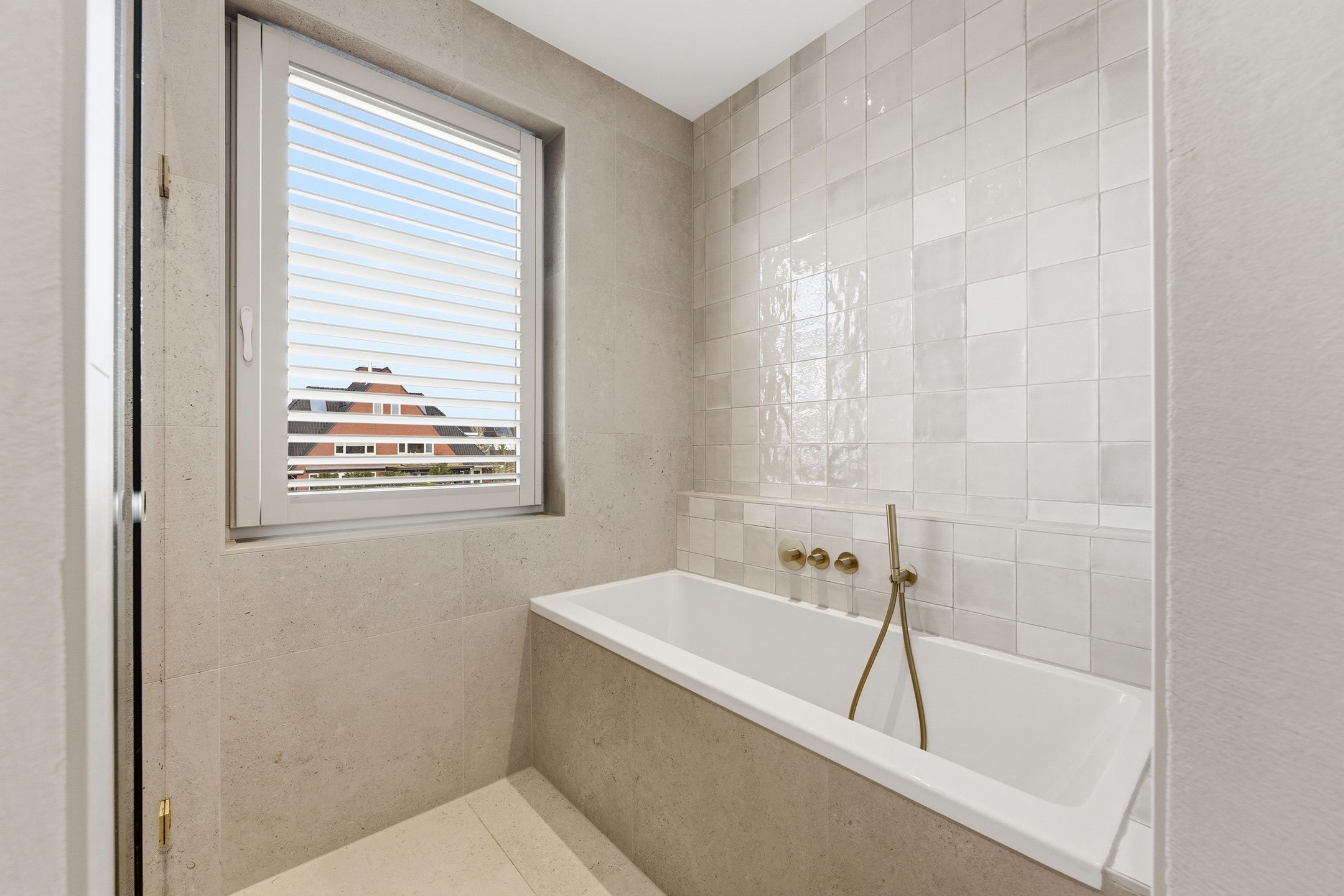 Foto 42 van Raapzaadhof 2-A