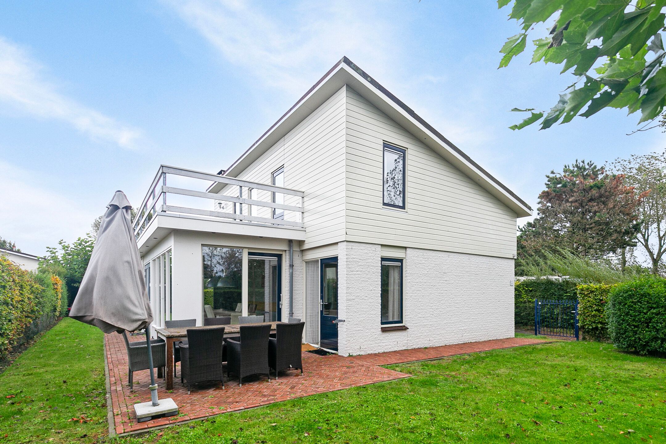4-bedroom freehold villa in Kamperland — photo 3 of 5