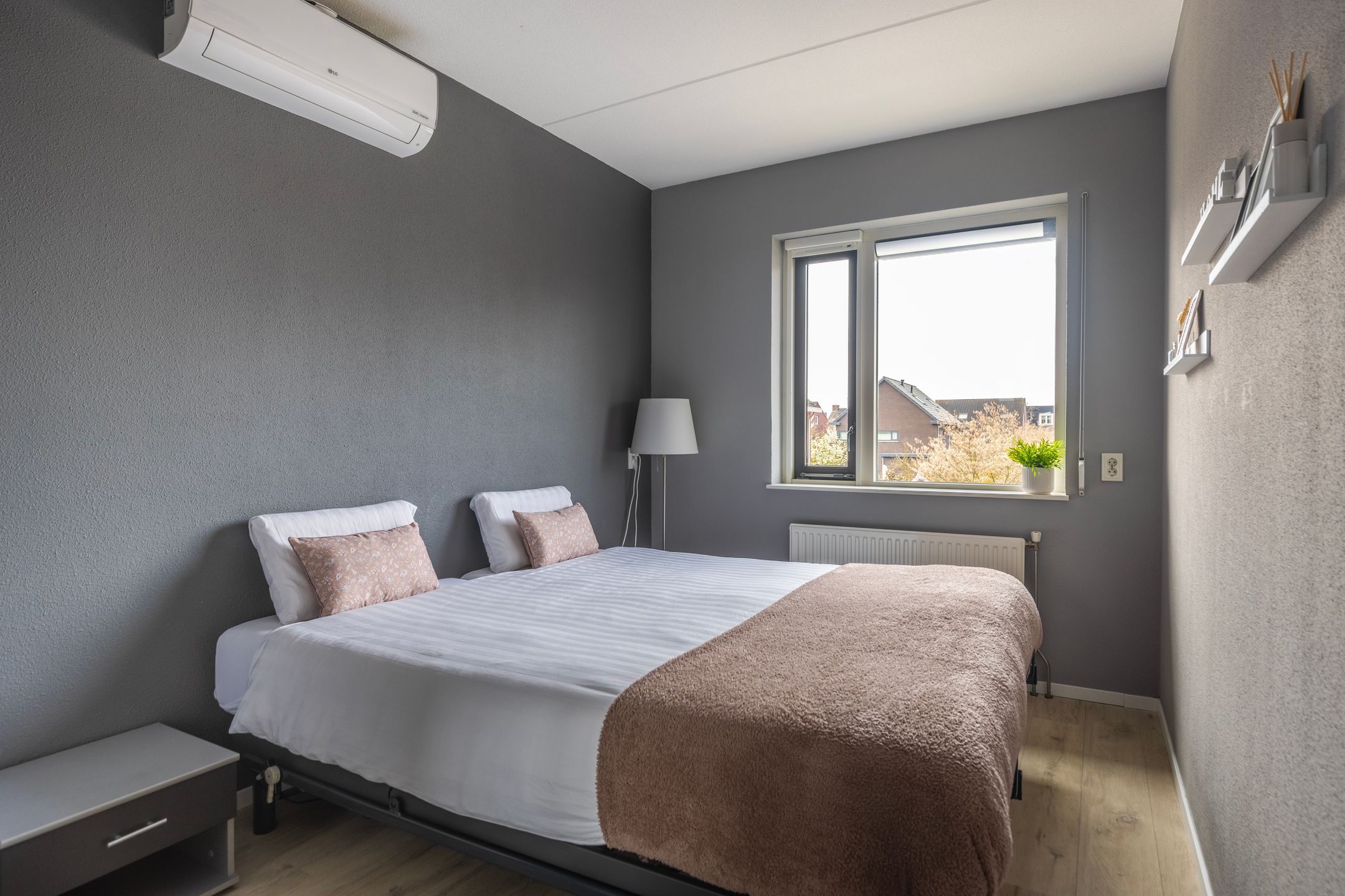 Foto 27 van Aureus 105