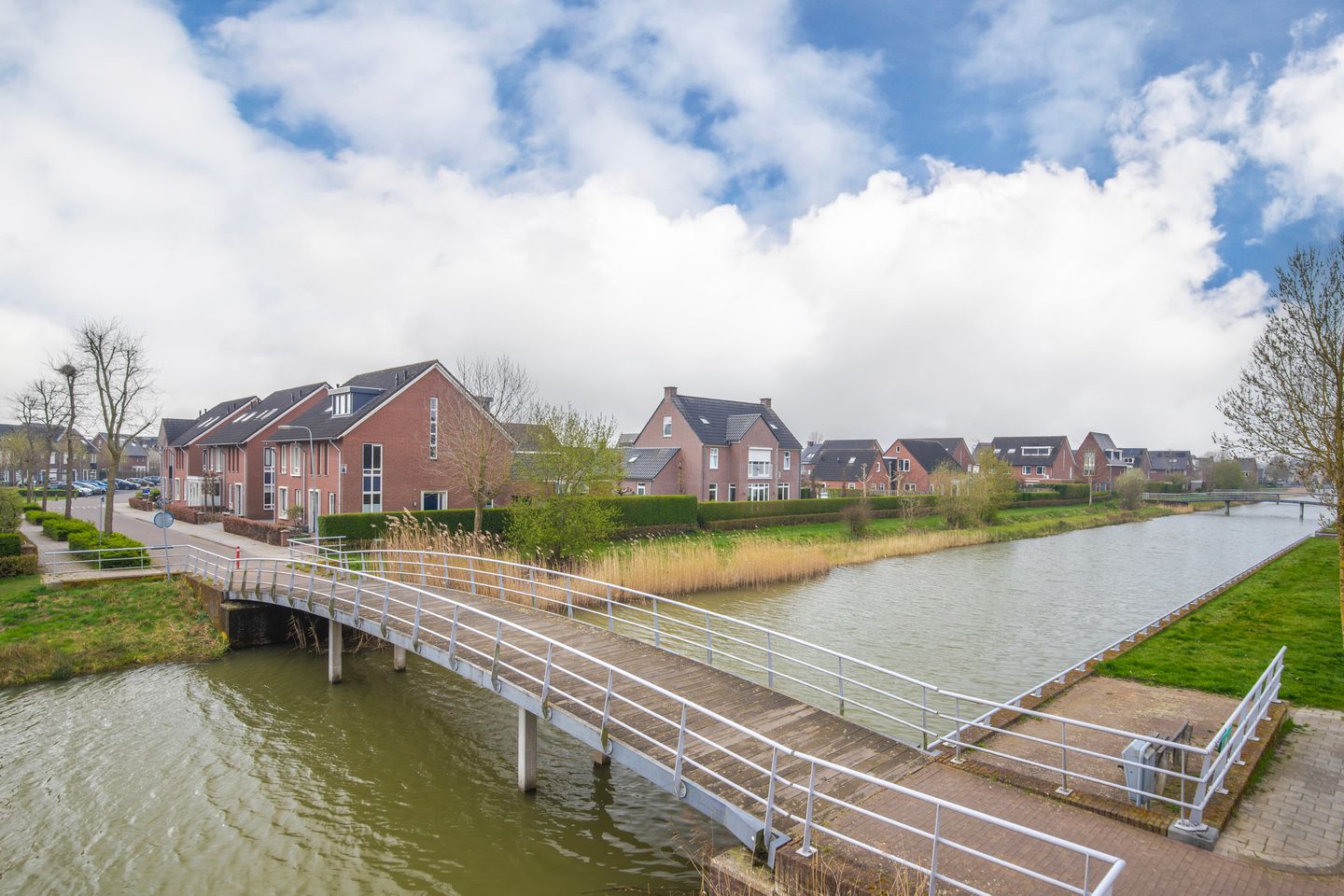 Foto 4 van Aureus 105