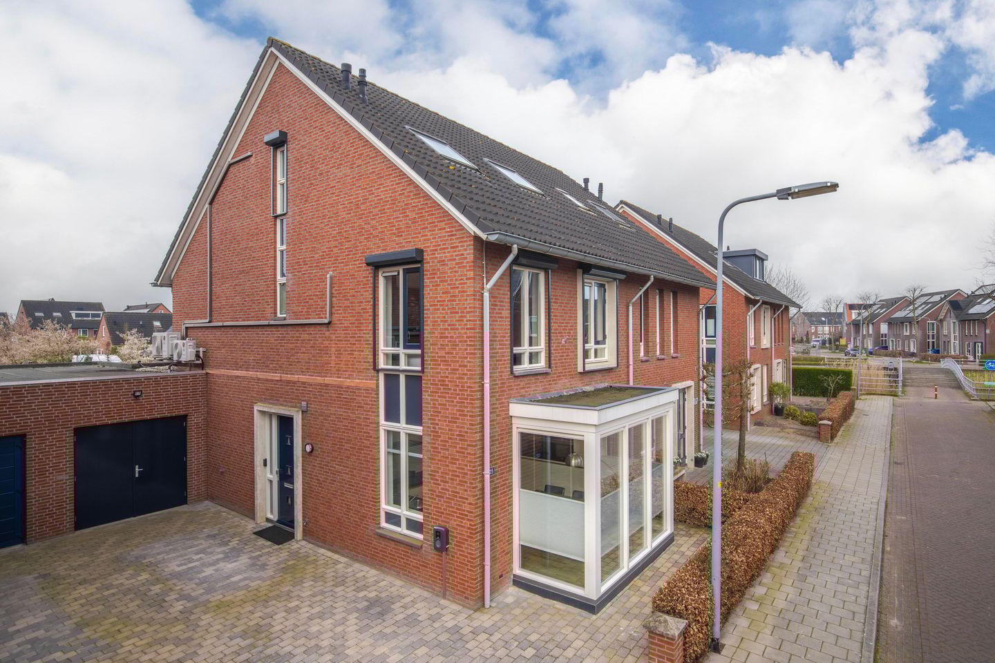 Foto 5 van Aureus 105