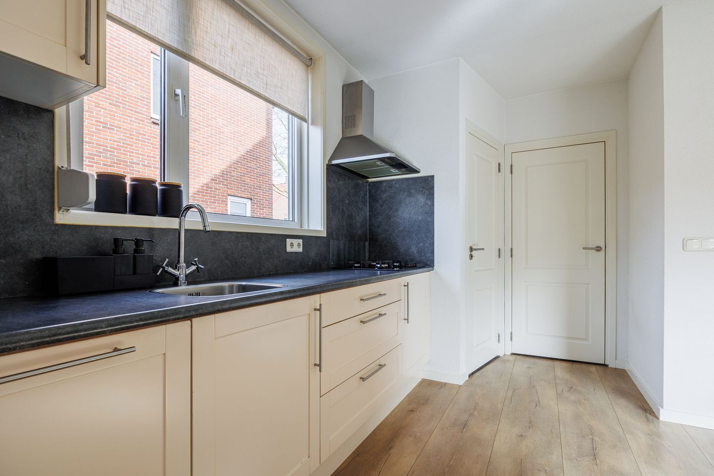 Foto 10 van Gildenstraat 10