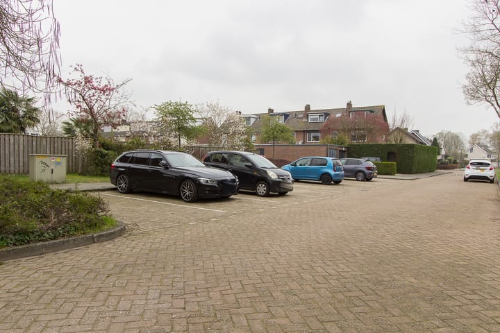 Photo 4 of Langendijkstraat 13