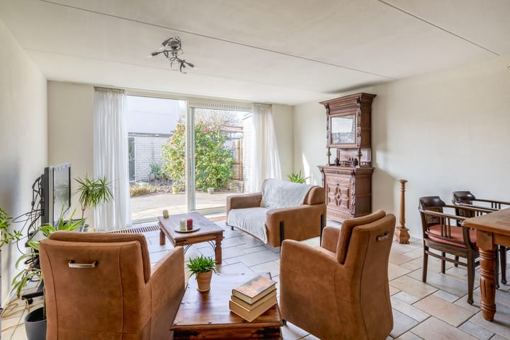 Photo 2 of Chico Mendesring 371