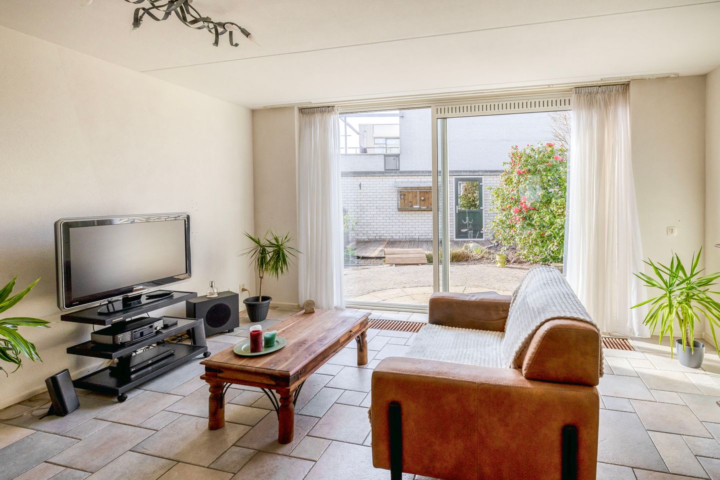 Foto 10 van Chico Mendesring 371