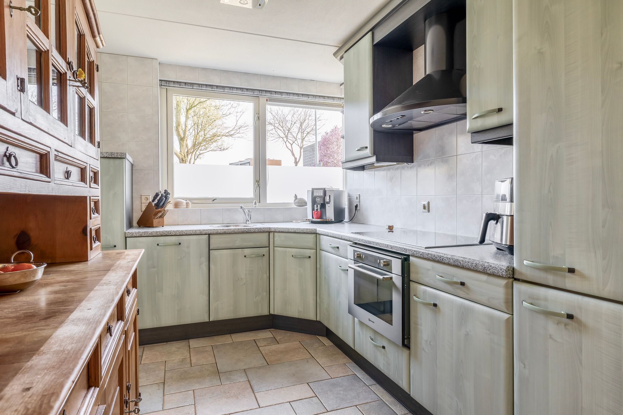 Foto 15 van Chico Mendesring 371