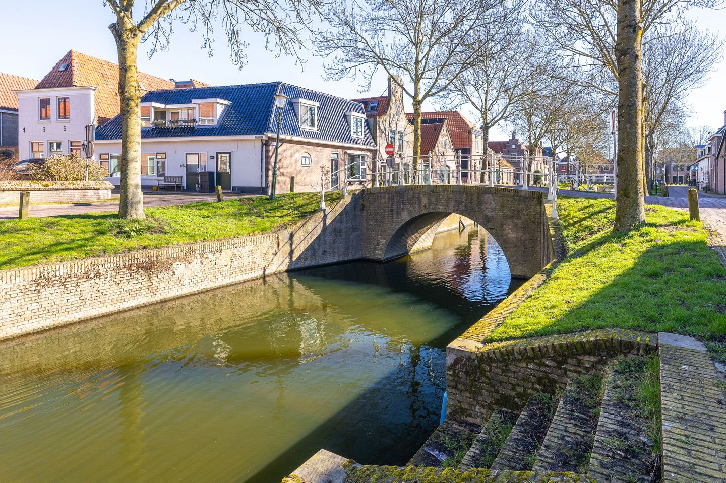 Photo 35 of Achterom 37-A