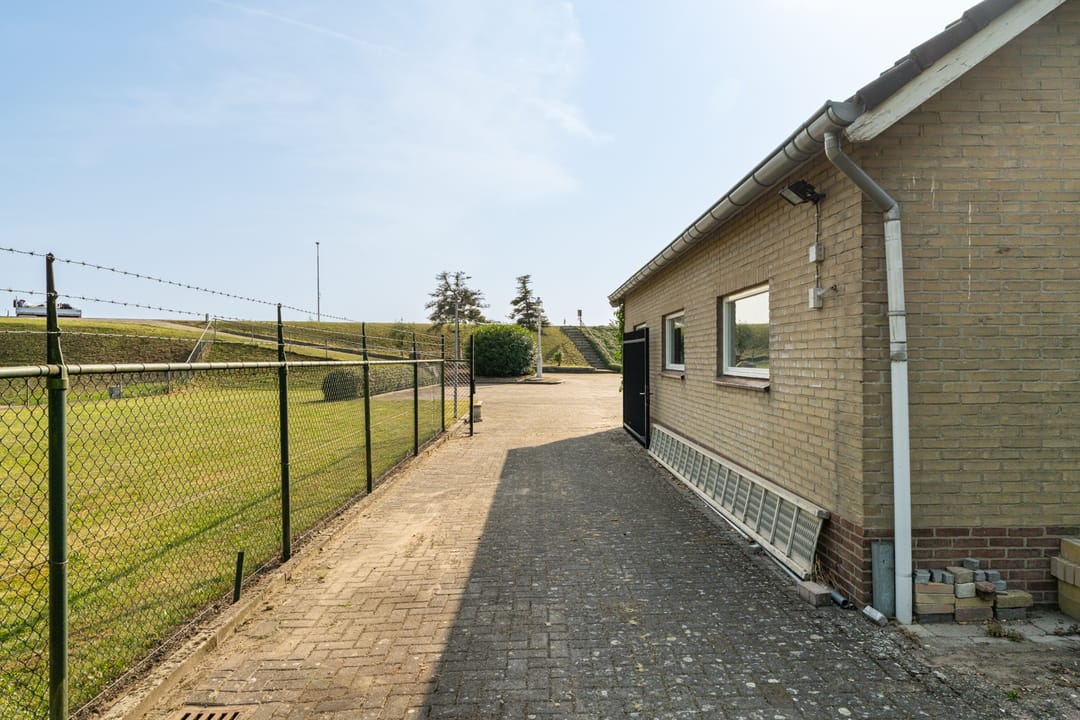 Photo 38 of Wellseindsedijk 30