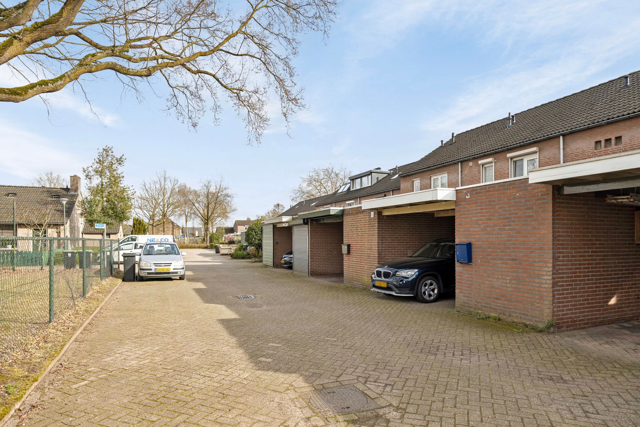 Photo 45 of Wingerd 61