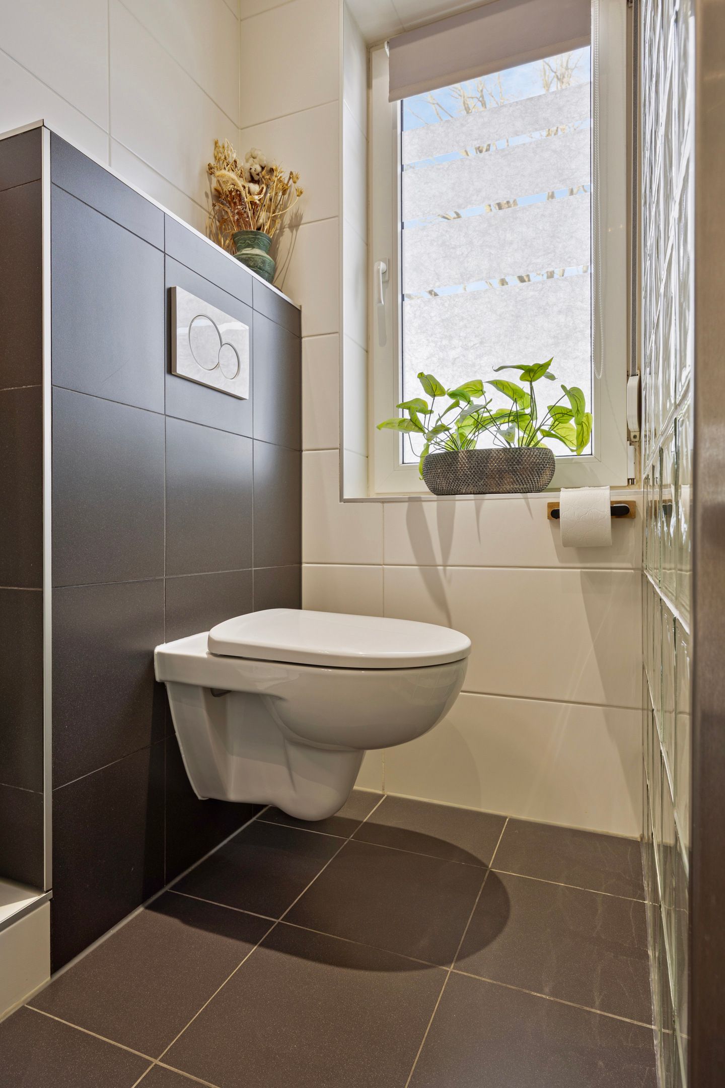 Photo 29 of Wingerd 61