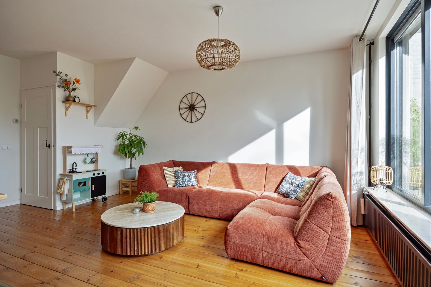 Photo 14 of Wingerd 61