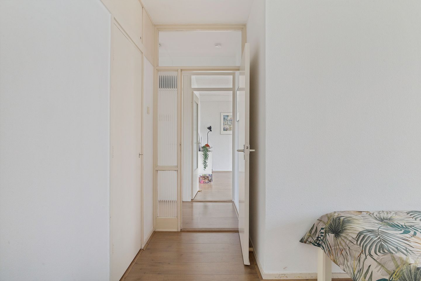 Spacious 4-Room Apartment with Southwest Balcony in Amstelveen — 19