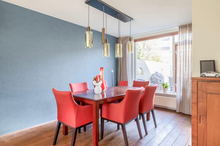 Photo 2 of Marsmanstraat 25