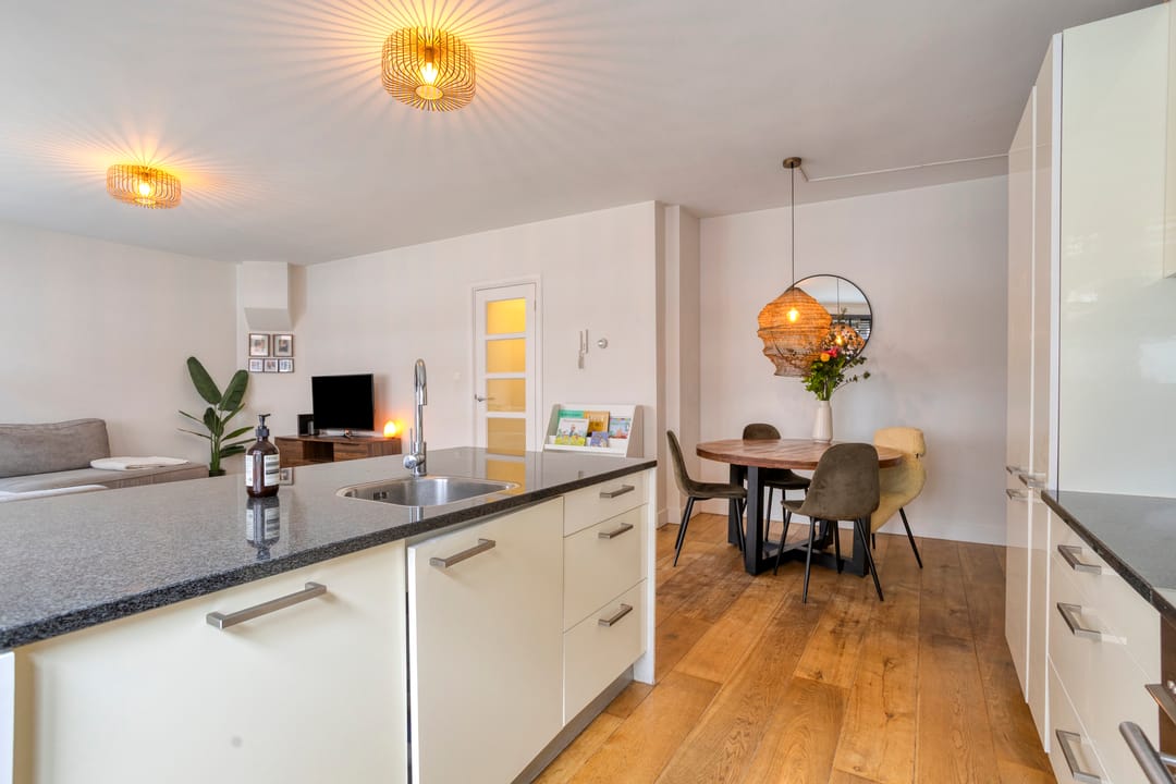 Foto 11 van Bonairestraat 92