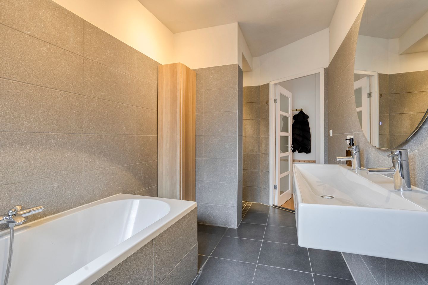 Foto 19 van Bonairestraat 92