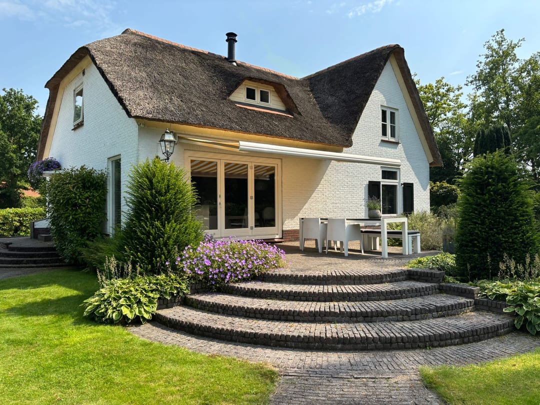Photo 1 of Eikenlaan 8