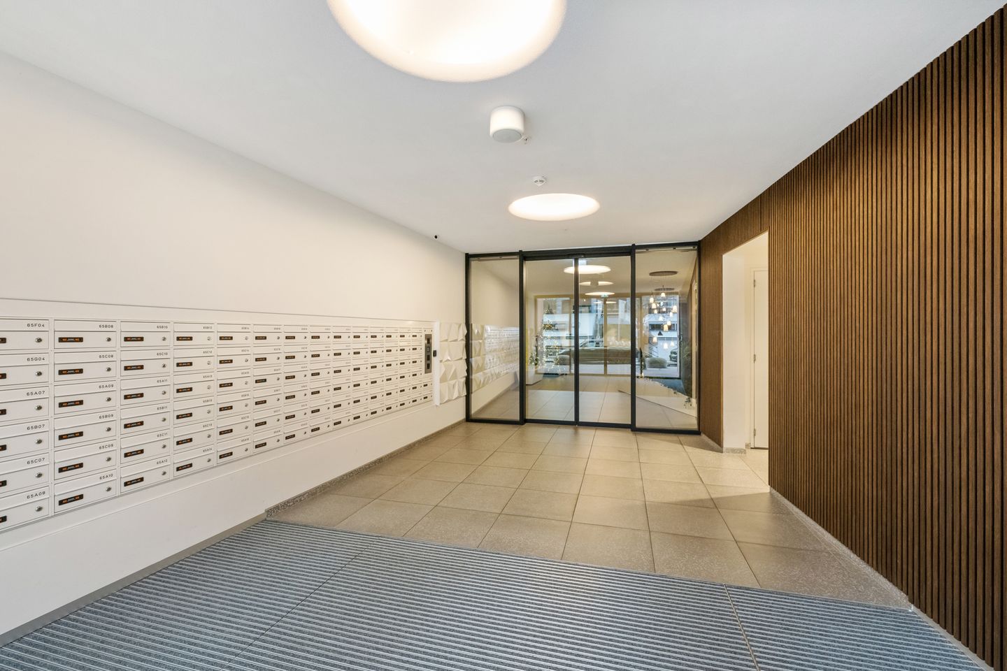 Photo 35 of Wijnhaven 65-C18