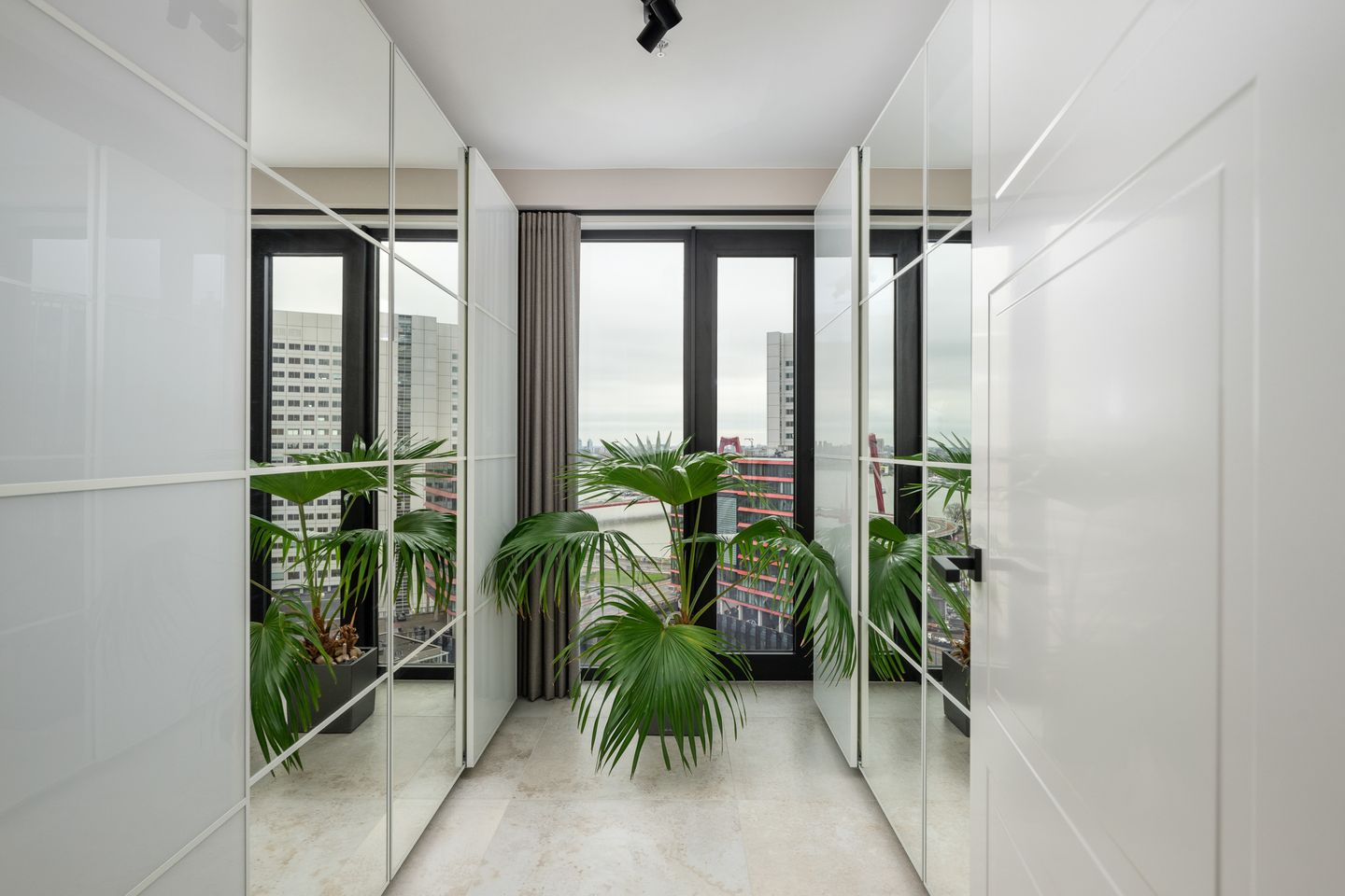 Photo 29 of Wijnhaven 65-C18