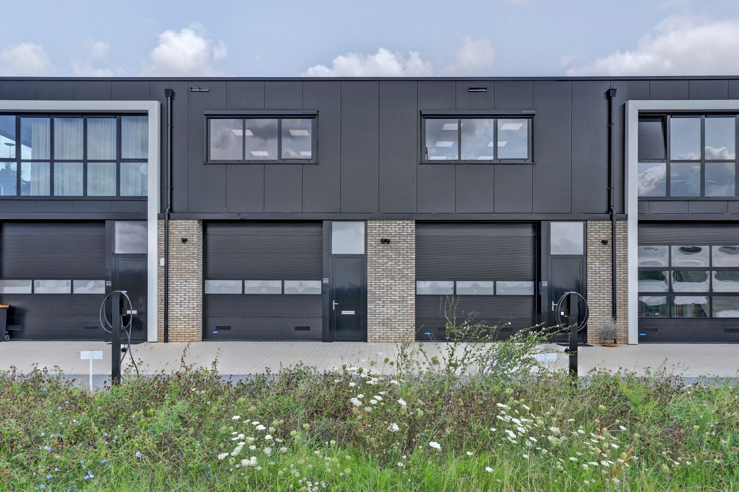 Bekijk foto 2 van Grensstraat 2-c20